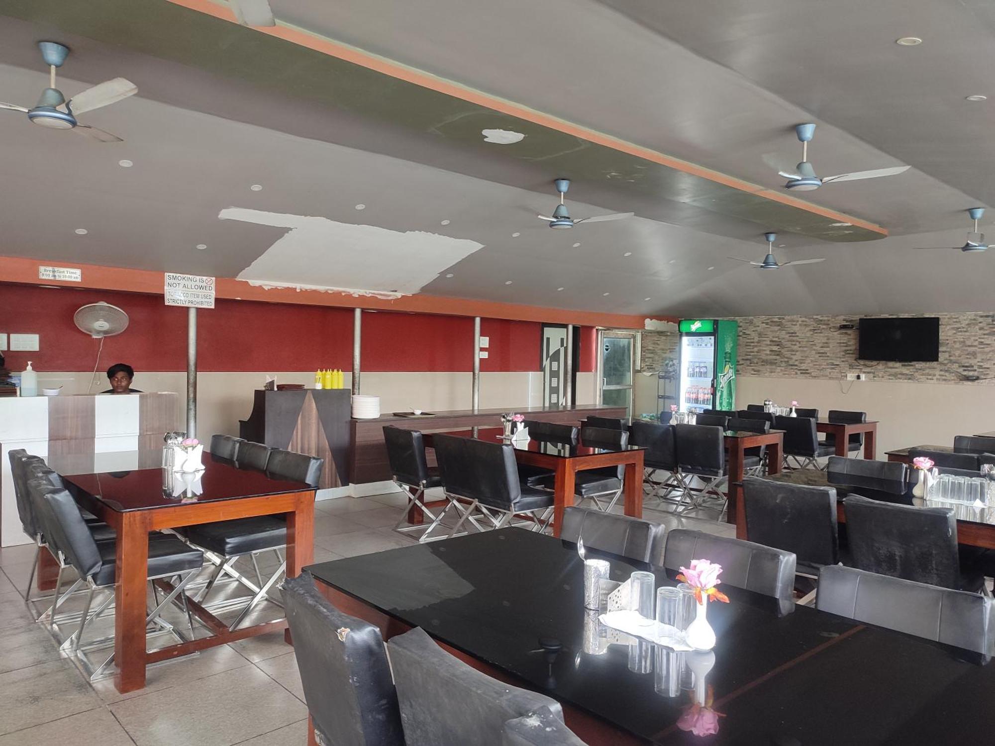 Maa Greenary View - A Holiday Resort Alipur Duar Extérieur photo