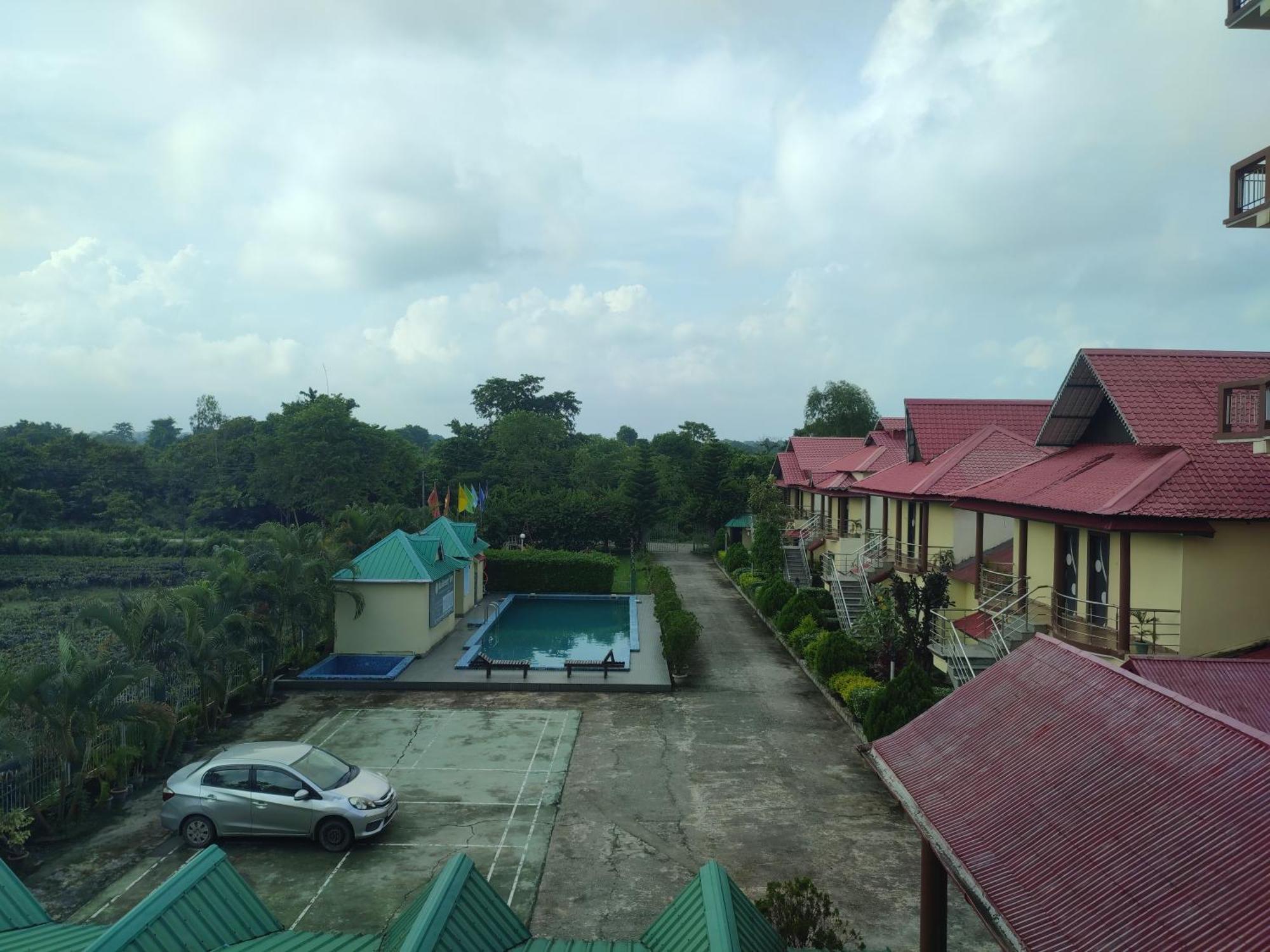 Maa Greenary View - A Holiday Resort Alipur Duar Extérieur photo