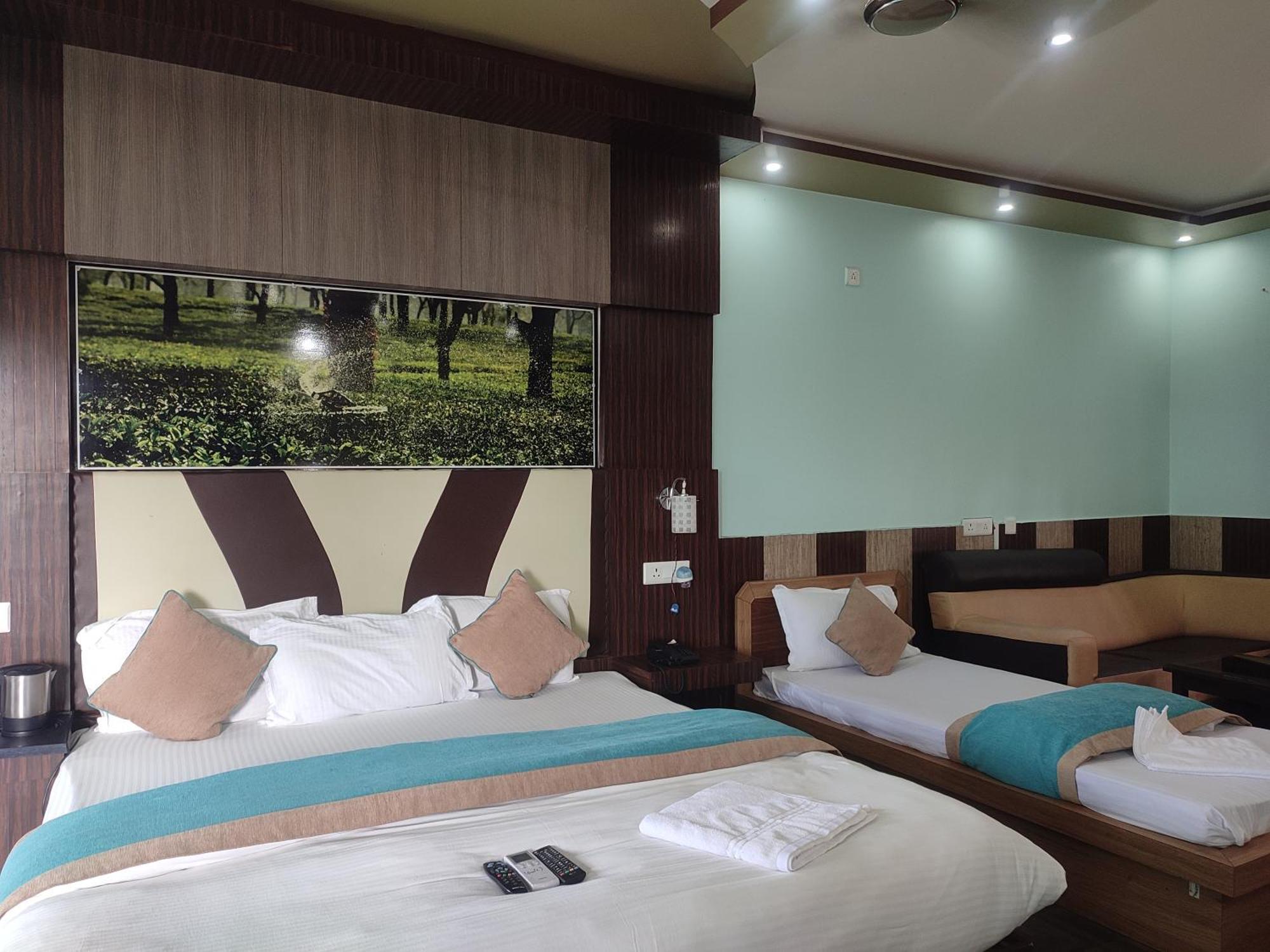 Maa Greenary View - A Holiday Resort Alipur Duar Extérieur photo