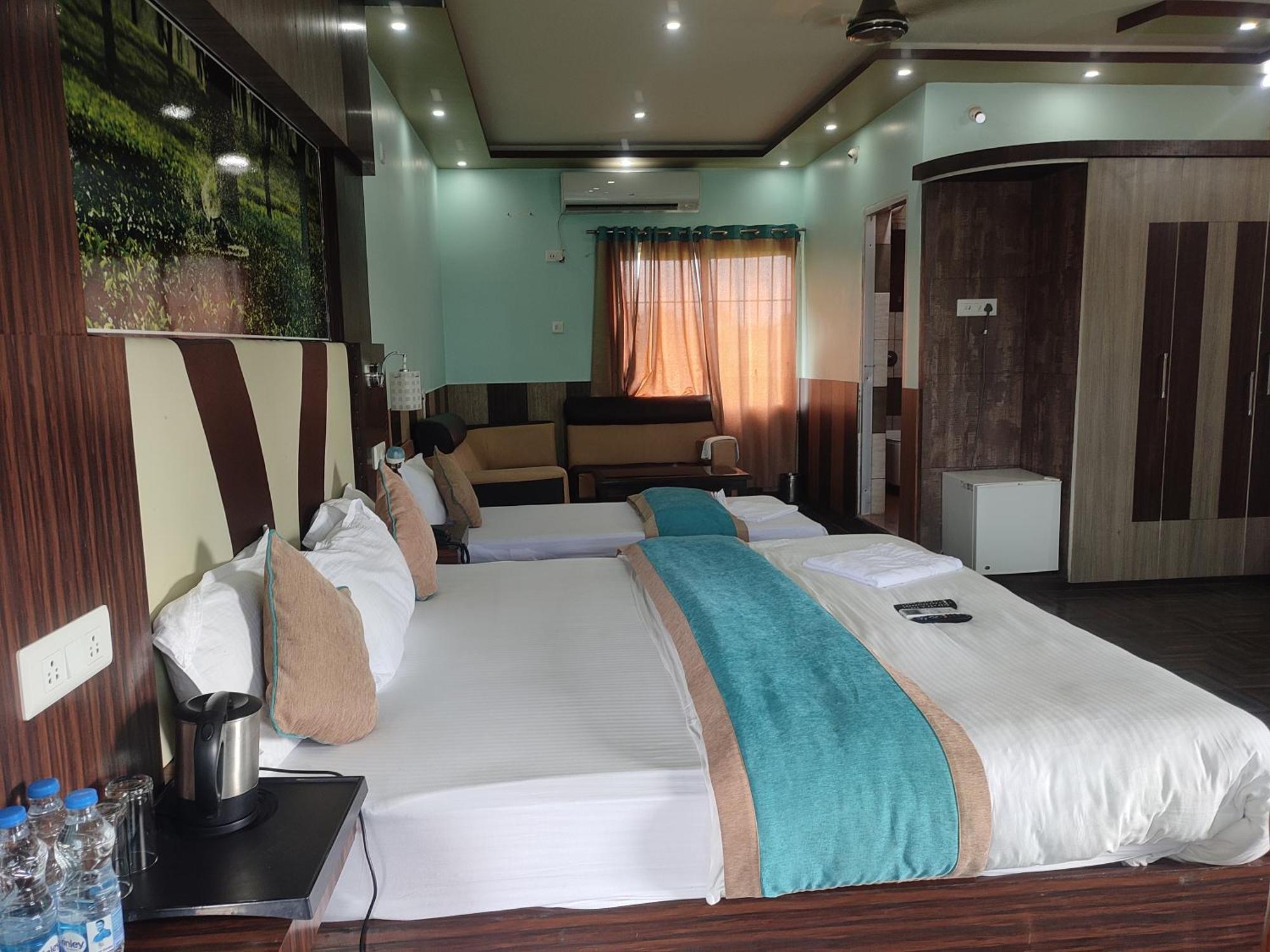 Maa Greenary View - A Holiday Resort Alipur Duar Extérieur photo