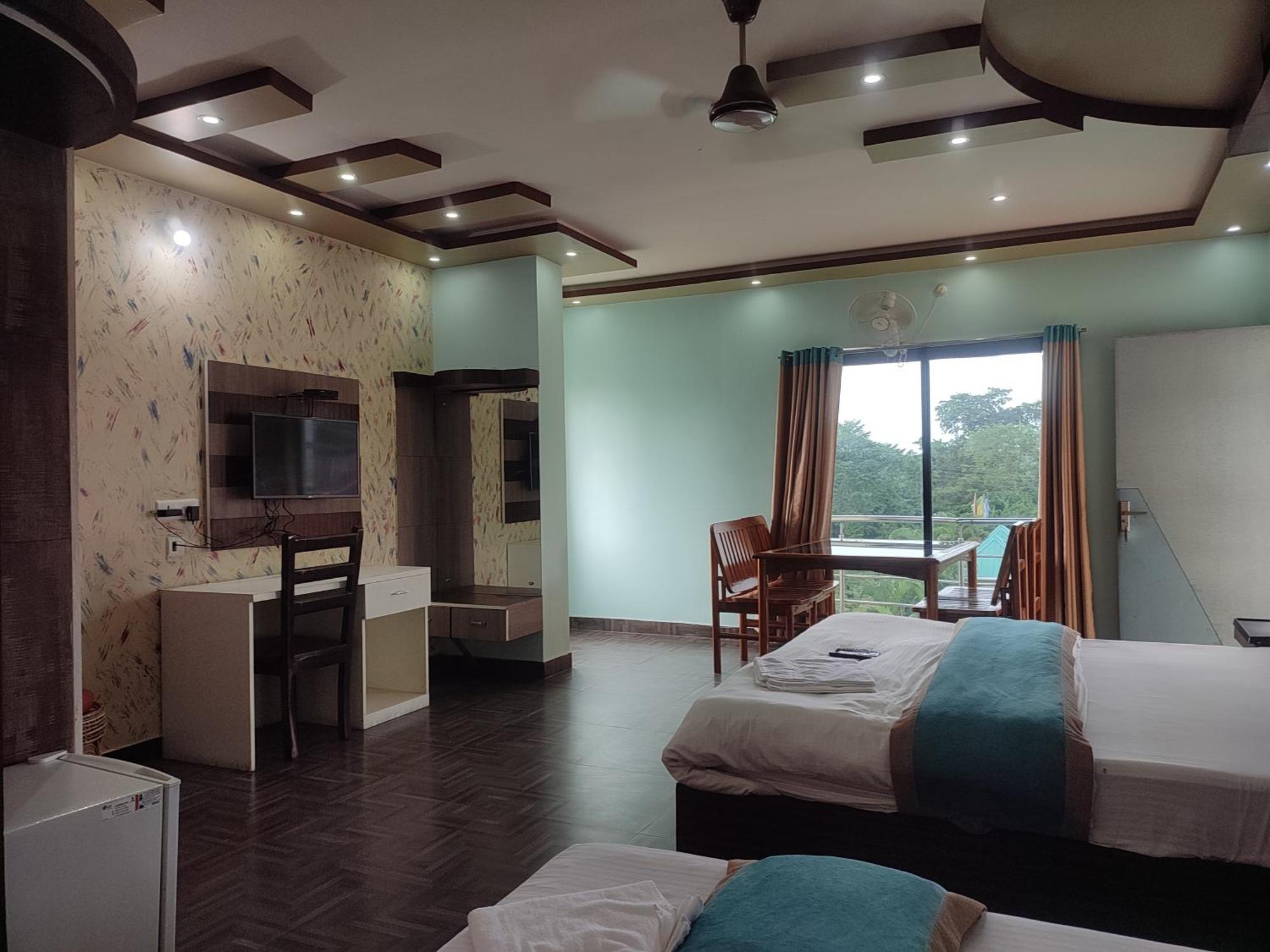 Maa Greenary View - A Holiday Resort Alipur Duar Extérieur photo