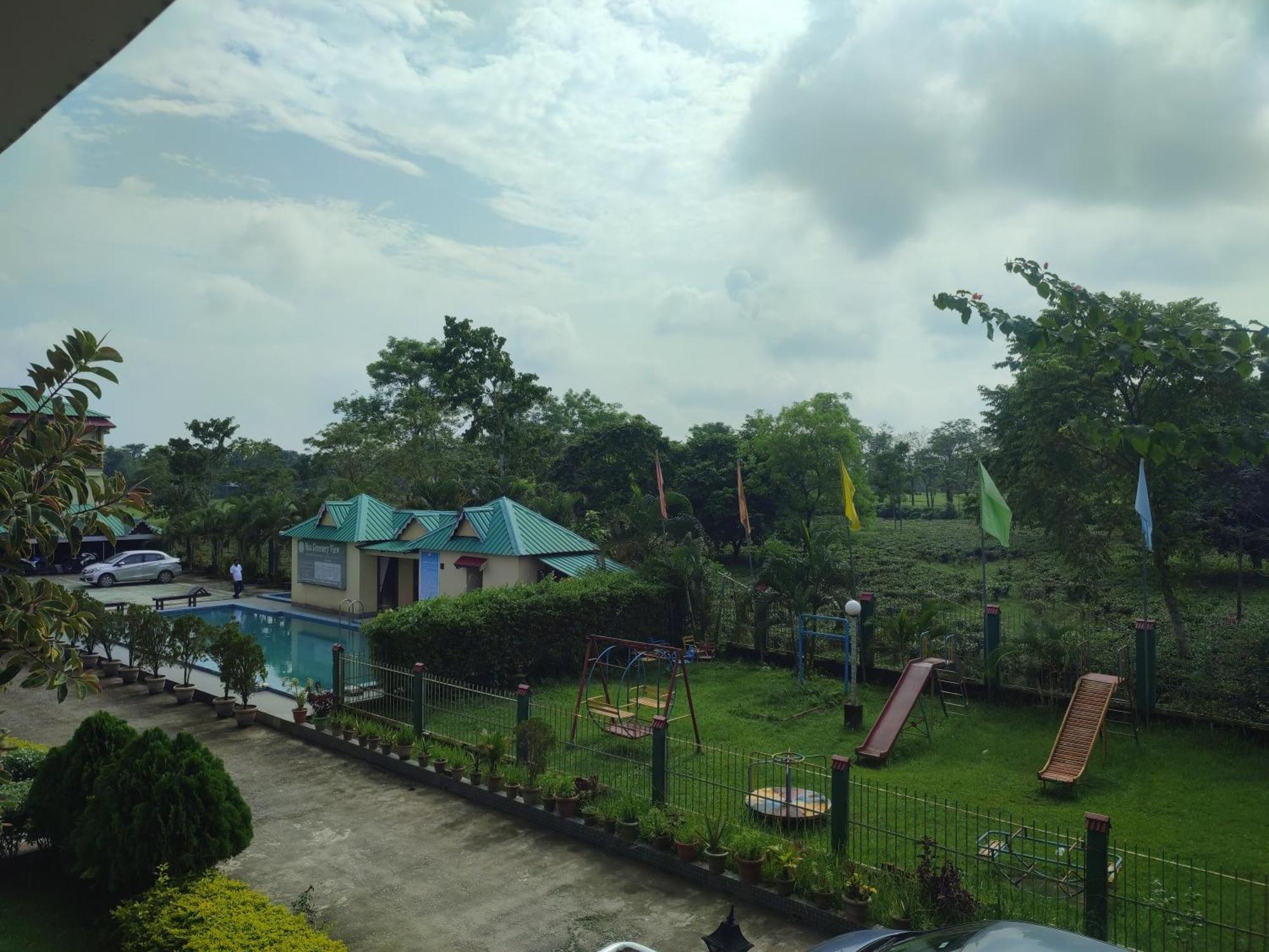 Maa Greenary View - A Holiday Resort Alipur Duar Extérieur photo